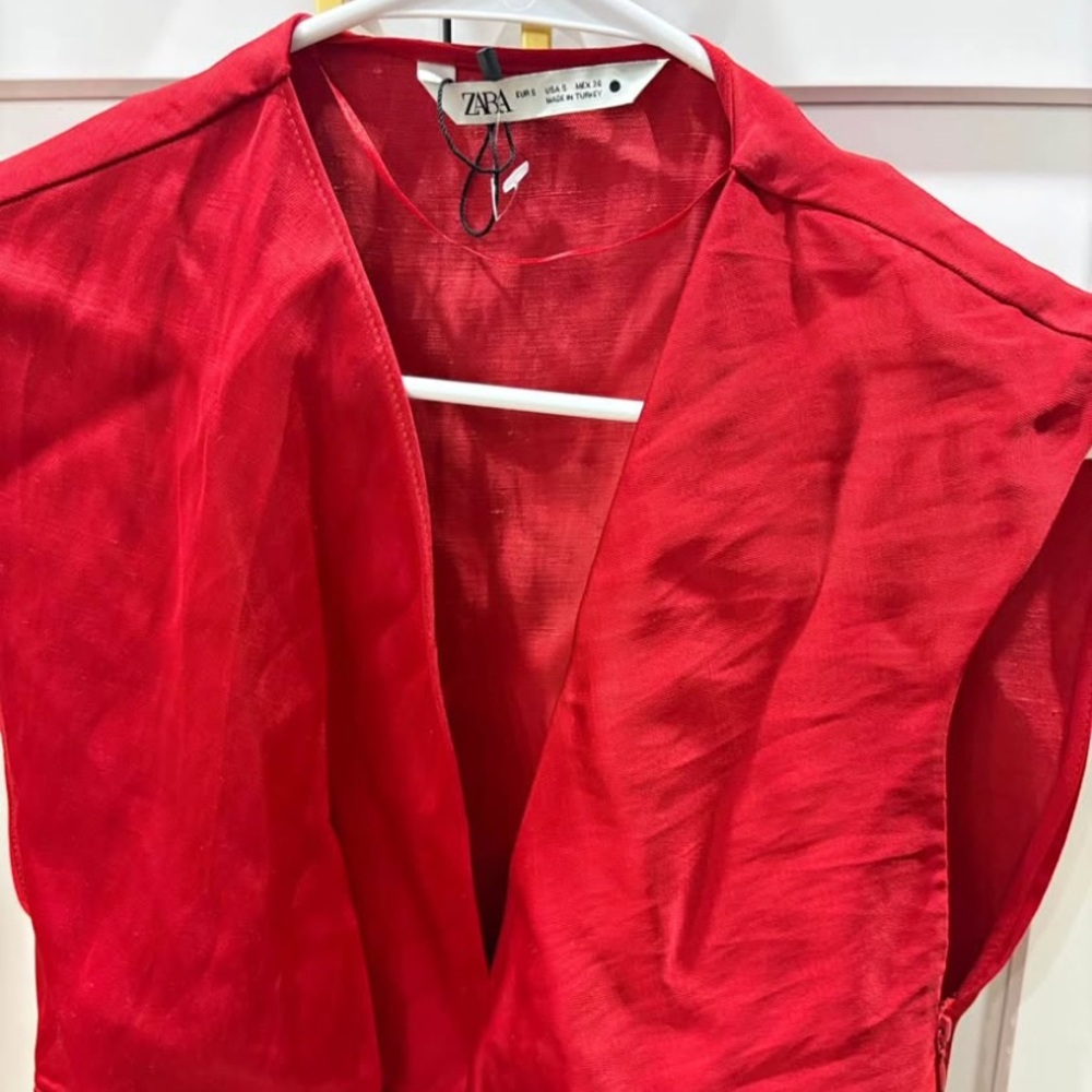 Zara red crop Blouse
